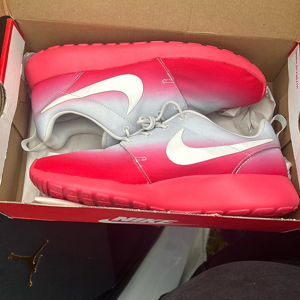 Nike
